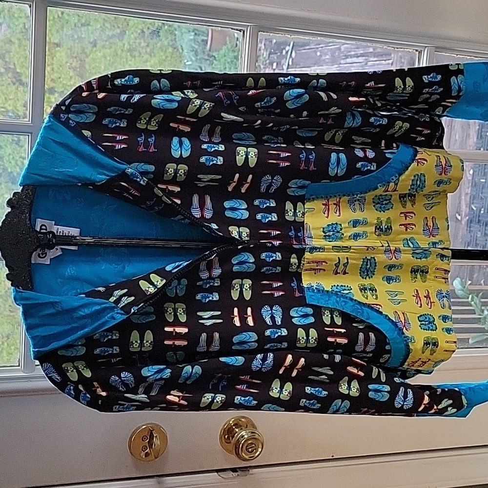 Hoodie with Flip Flop Print